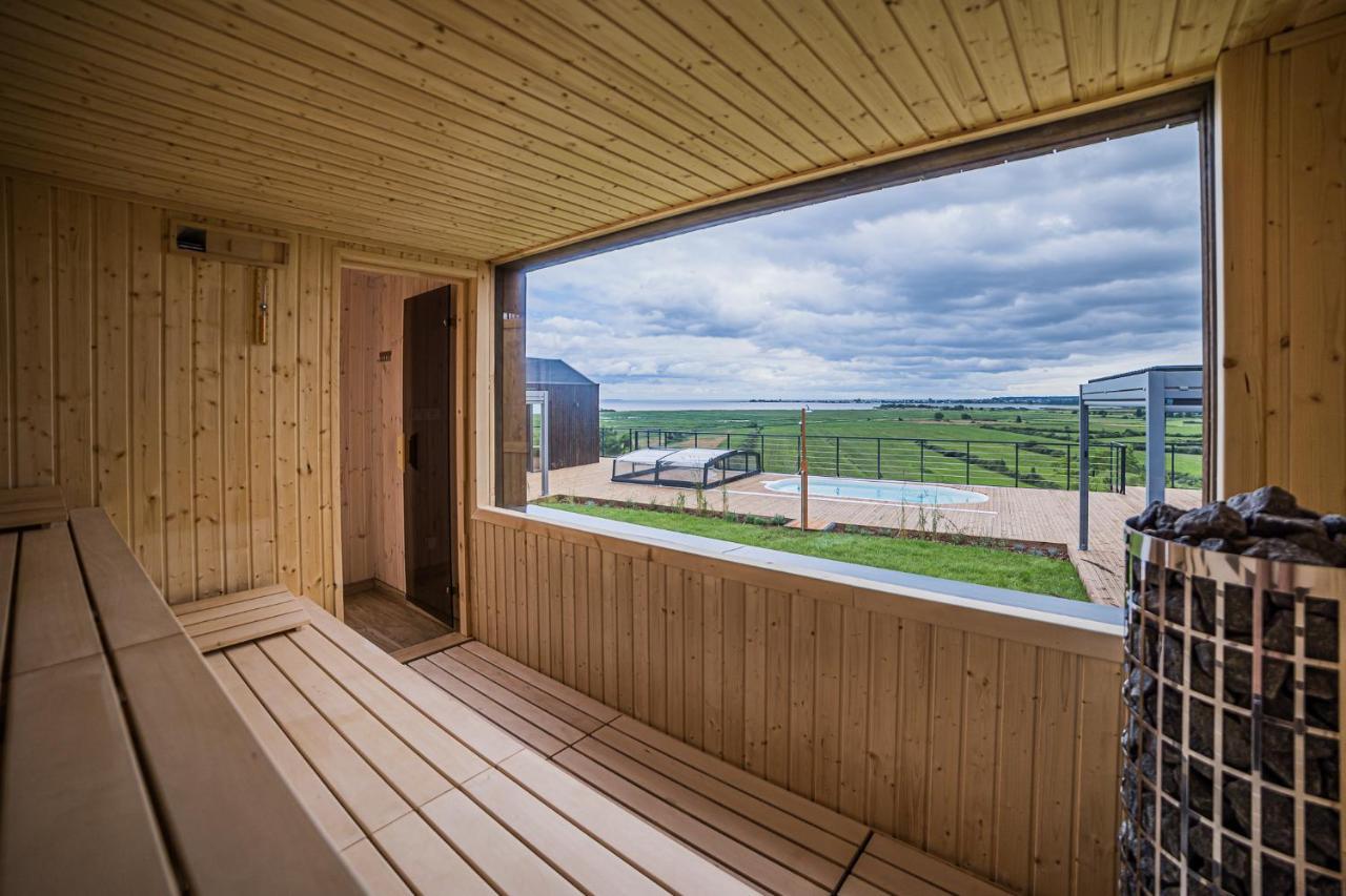 Nowe Domki Deluxe Z Widokiem Na Zatoke Z Basenem I Sauna Oslonino Exterior foto
